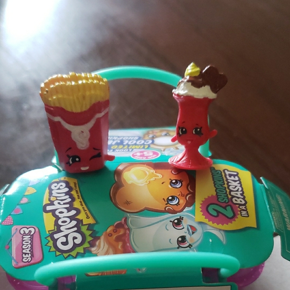 Shopkins Season 3 Toy Set - Red